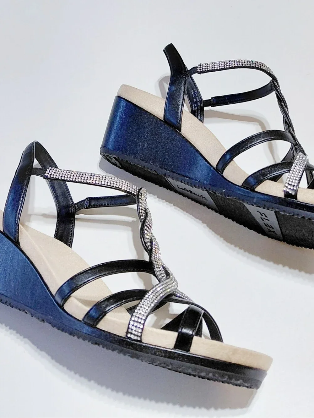 LIFESTRIDE Women's Miami Black Strappy Embellished Slingback Sandals Size 12M